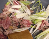 豚コマと茄子と長ネギの胡麻味噌炒め♪作り方2写真