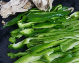 油揚げと蒟蒻のオイスターソース炒め作り方1写真