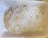 簡単！しらたきの焼きそば風炒め作り方1写真
