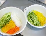 スモークサーモンとクリームチーズ生春巻き作り方1写真