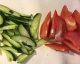 簡単♪きゅうりとトマトのだし酢漬け作り方1写真