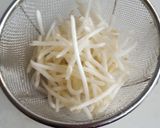 節約✿モヤシの味噌汁作り方1写真
