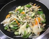 あさりといろいろ野菜のシャンタン炒め♪作り方4写真