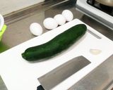 ズッキーニと卵のシンプルな炒め物作り方1写真
