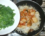 鶏むね肉の白菜キムチ炒め♪簡単にらモヤシ作り方9写真