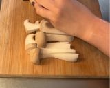 えりんぎとえんどうの柚子胡椒炒め作り方1写真