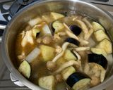 ナスとだいこんえのきの簡単コロコロ味噌汁作り方3写真