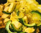 レトルトカレーで●ゴーヤーチー玉カレー作り方1写真