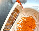 🥕 袋でもむだけ♪にんじんサラダ作り方1写真