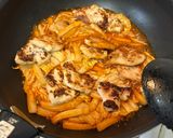 【簡単夕食】柔らか鶏胸肉と白菜の旨辛炒め作り方5写真