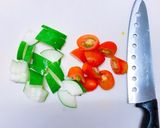 朝ごはんに♡トマトとズッキーニの卵炒め作り方1写真