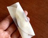 餃子の皮で！小豆とバナナの揚げ春巻き作り方3写真