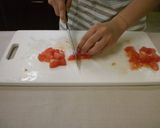 玉ねぎとトマトのめんつゆ和え作り方2写真