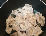 簡単☆豚肉とシメジとレタスの塩麹炒め作り方1写真