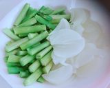 アスパラとベーコンと野菜のチーズ炒める作り方1写真