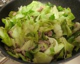 簡単★たっぷりレタスのひき肉ポン酢炒め作り方3写真