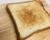 ごろっと大粒イチゴジャムで柄トースト！作り方1写真