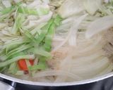 寒い日に是非！鶏ミンチ入り野菜スープ作り方2写真