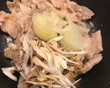 甘辛ニンニク効いた、豚バラ舞茸の肉豆腐!作り方8写真