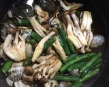 あさりとしめじとインゲンの手抜き煮物作り方1写真