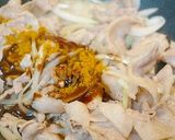 豚肉のカレーソテーと夏野菜のロールパン作り方2写真