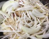 ひき肉と油揚げと香味野菜のポン酢炒め作り方3写真