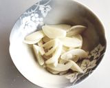スペイン風ニンニクのスープ作り方1写真