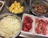 牛すじ、バラ、もも肉のカレーライス作り方2写真