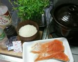銀鮭と豆苗のヘルシー炊き込みご飯作り方1写真