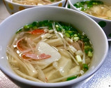白だしで簡単。カニカマえのき豆腐のスープ作り方4写真