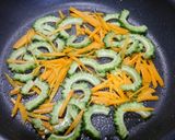 簡単！ゴーヤ茄子たこのにんにく醤油炒め作り方3写真