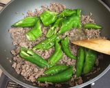 簡単★万願寺唐辛子のひき肉味噌あんかけ作り方3写真