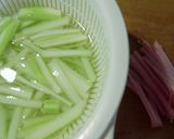 セロリとハム入り、春雨のごまドレ味作り方2写真