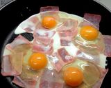 ベーコンの目玉焼き作り方2写真