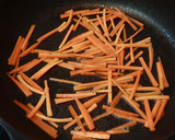 簡単☆すき焼き風♪甘辛味の焼きそば作り方4写真