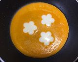 【簡単】キャラ弁 花柄 薄焼き卵作り方13写真