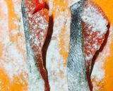 蒸し野菜と鮭のチーズムニエル作り方2写真