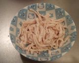 きゅうりと鶏むね肉の簡単ごまドレサラダ作り方3写真