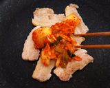 材料３つで簡単♪ご飯おいしい豚キムチ炒め作り方3写真