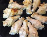 鶏手羽元のトマト煮☆作り方1写真