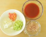 【離乳食完了期】鶏肉のトマトソース煮込み作り方1写真