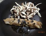 本しめじ、ヒラタケ、夏野菜のソース炒め作り方4写真