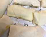 簡単☆レトルトカレーとひき肉で絶品春巻き作り方4写真