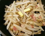 ごぼうと大根とベーコンの塩バタ醤油作り方7写真