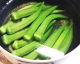 簡単に一品プラス！オクラの梅かつお和え作り方2写真