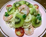 俺流!ボイルエビとキウィの冷製パスタ作り方4写真