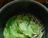 みょうがとモロヘイヤの鶏スープ作り方5写真