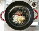 STAUBで作る無水チキンカレー作り方1写真