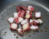 簡単！タコと大葉レタスの生姜醤油炒飯作り方1写真