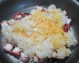 簡単！タコと大葉レタスの生姜醤油炒飯作り方2写真